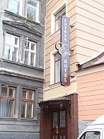 Виготовлення вивісок для готелів у Львові